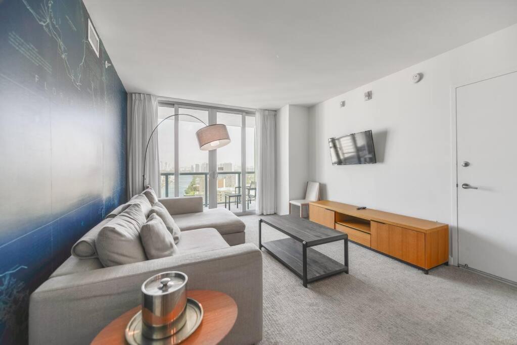 Awesome 2br Beachwalk Apartment *